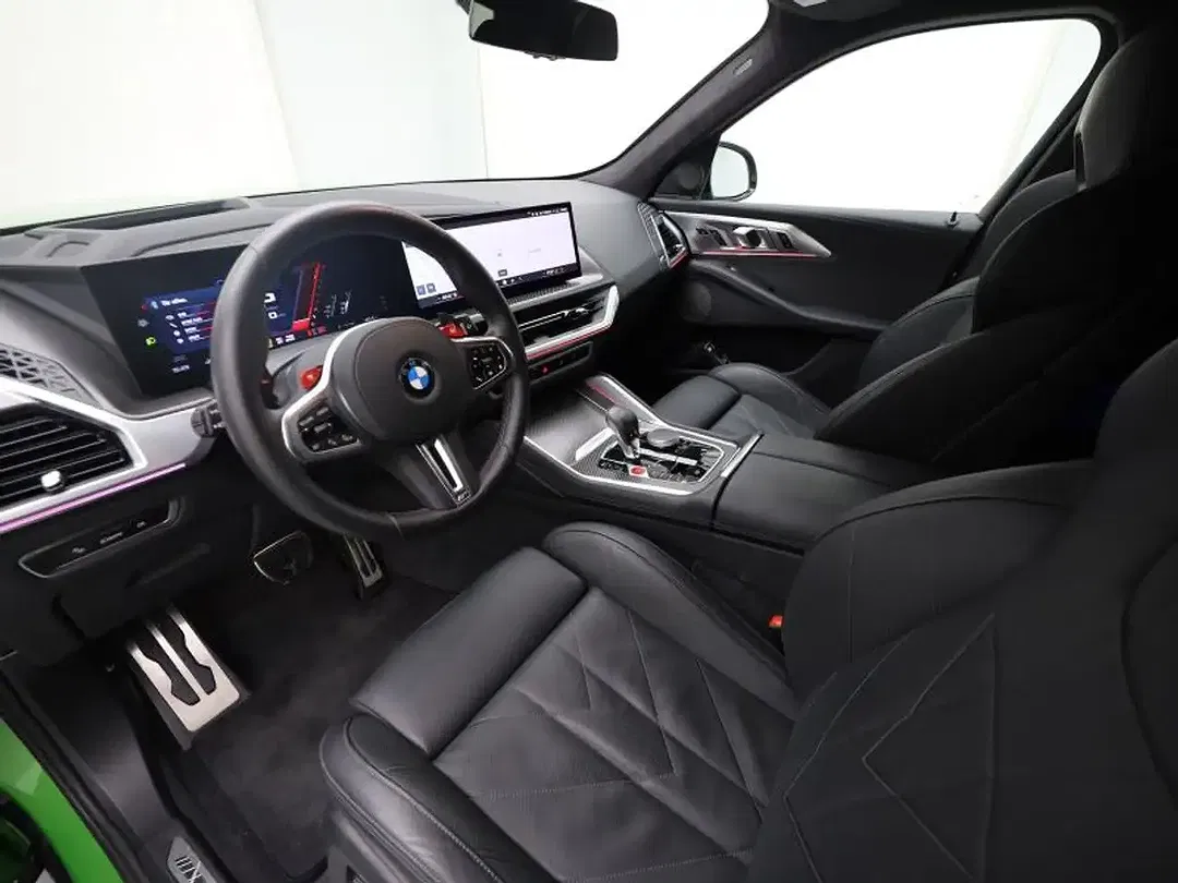 BMW XM - Thumbnail 4
