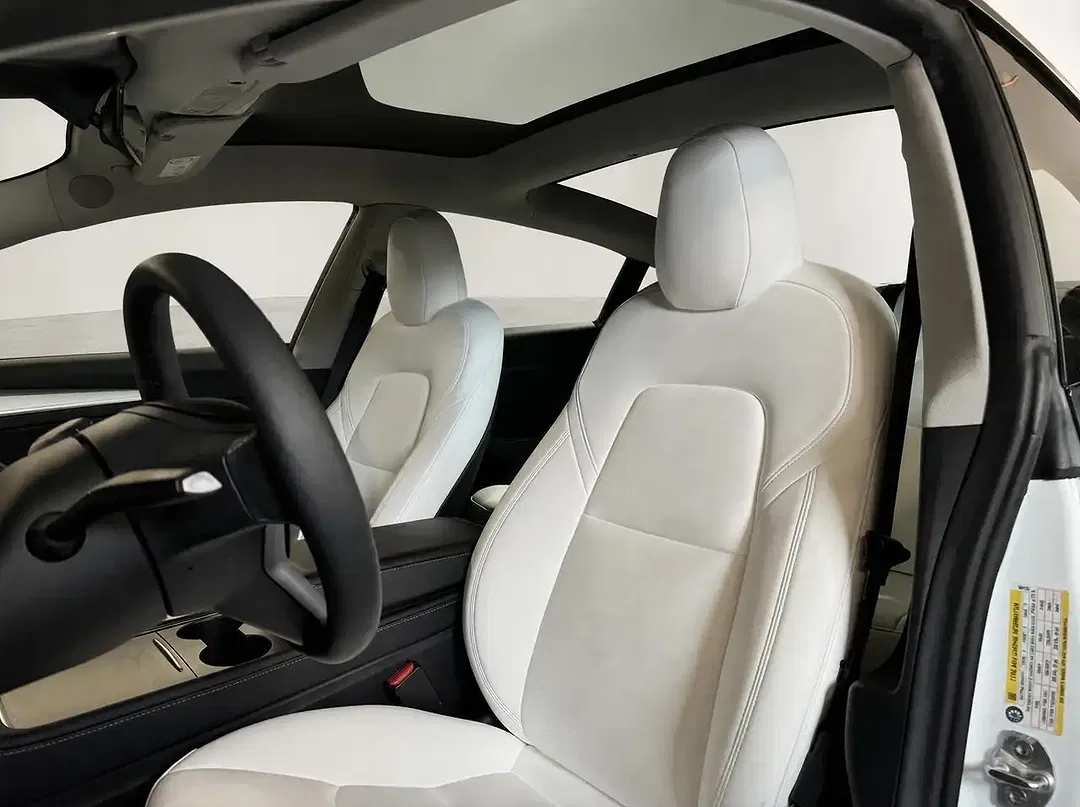 Tesla Model 3 RWD Standard Range - Thumbnail 6