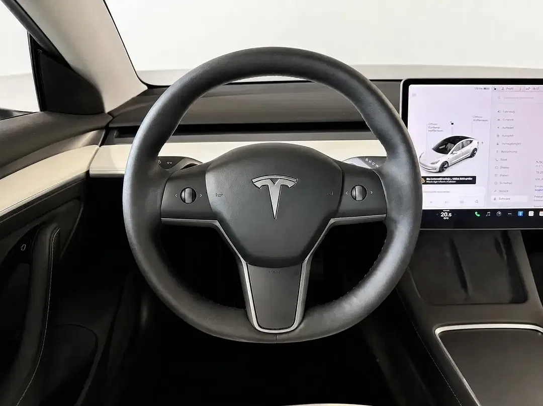 Tesla Model 3 RWD Standard Range - foto 8