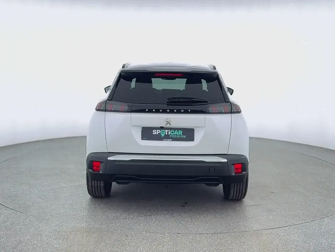 Peugeot 2008 GT - Thumbnail 4
