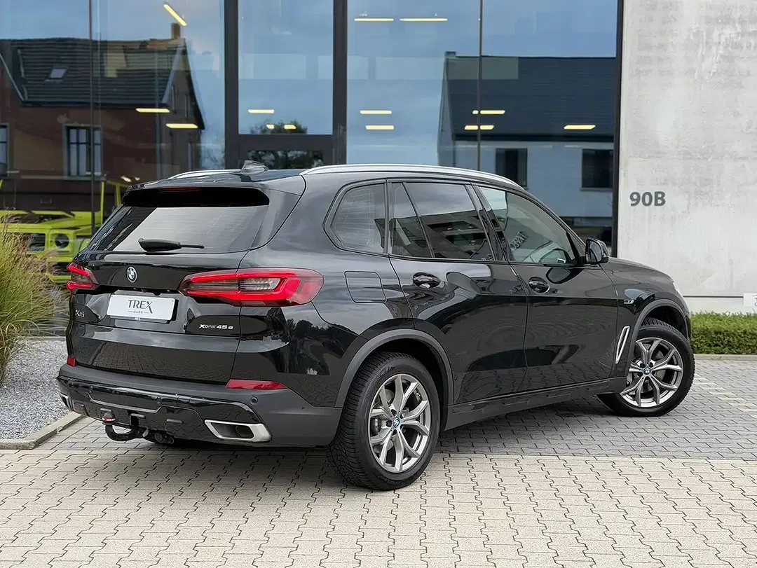 BMW X5 xDrive - Thumbnail 2