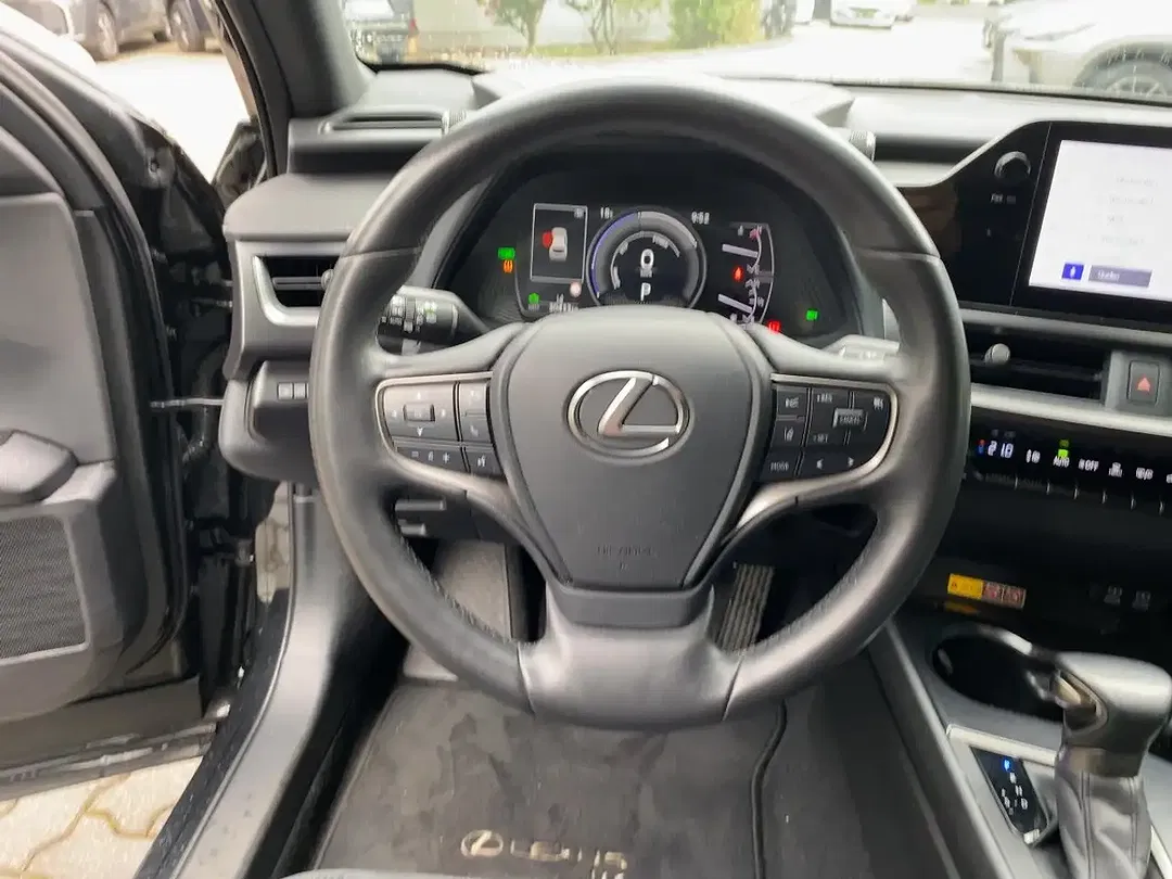 Lexus UX 250h Style Edition - Thumbnail 13
