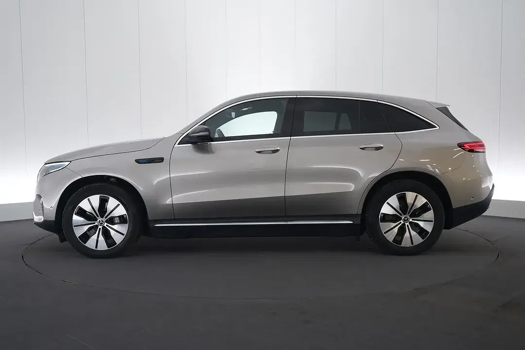 Mercedes-Benz EQC 400 4MATIC - Thumbnail 3