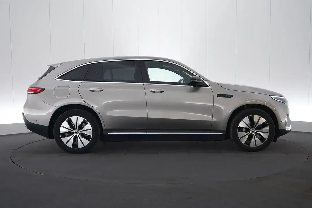 Mercedes-Benz EQC 400 4MATIC - Thumbnail 9