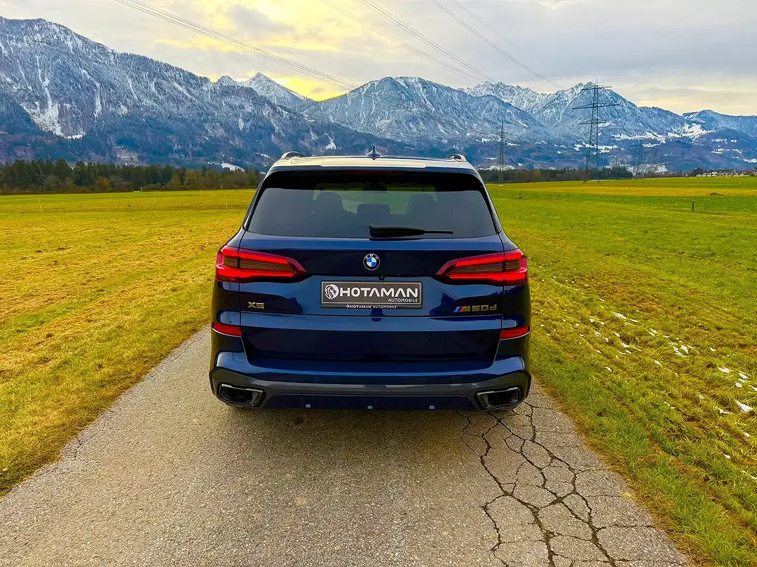 BMW X5 M - Thumbnail 4
