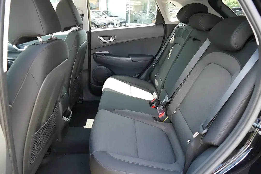 Hyundai KONA EV Advantage - Thumbnail 11