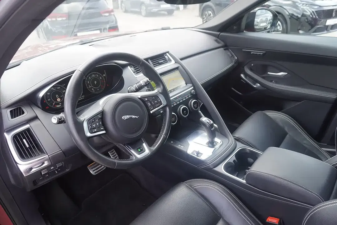 Jaguar E-Pace 2.0 4x4 R-Dynamic SE - Thumbnail 6