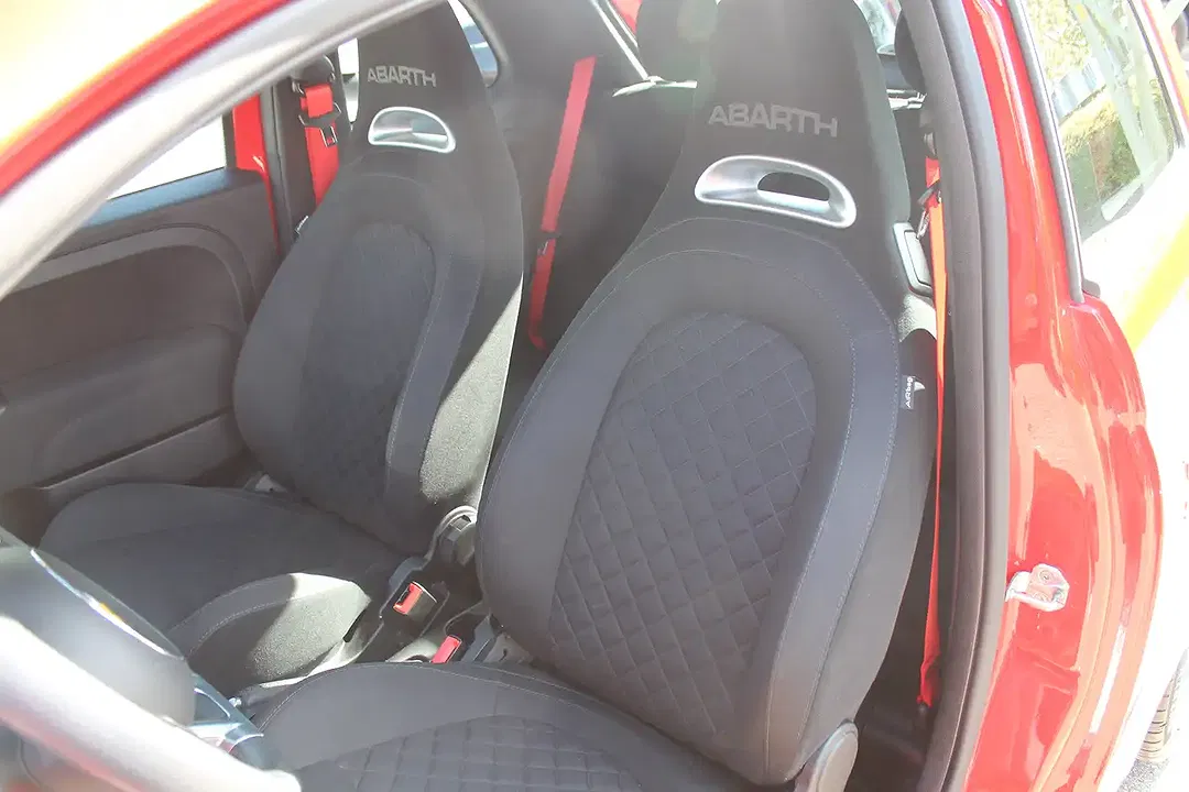 Abarth 595 1.4 T-Jet - Thumbnail 3