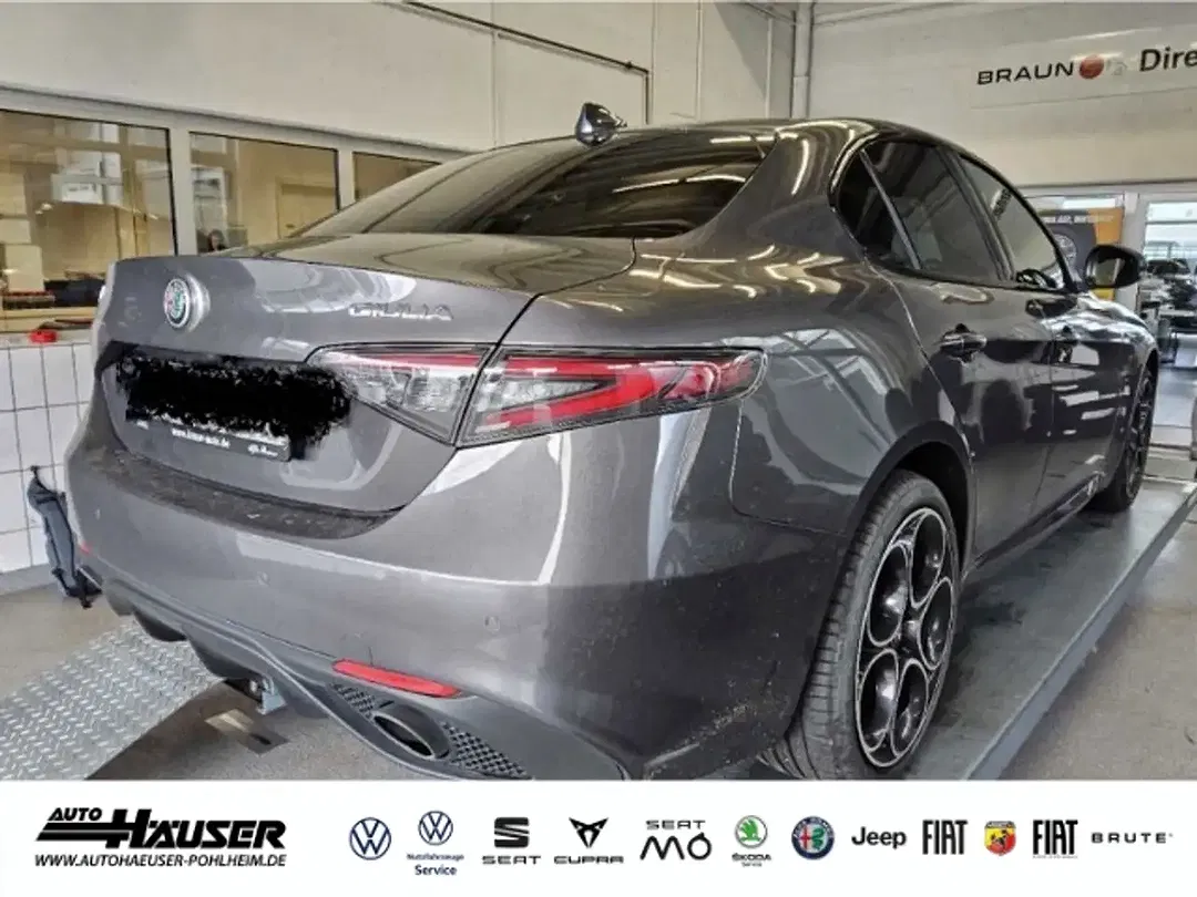 Alfa Romeo Giulia 2.0 Turbo Q4 Veloce - Thumbnail 3