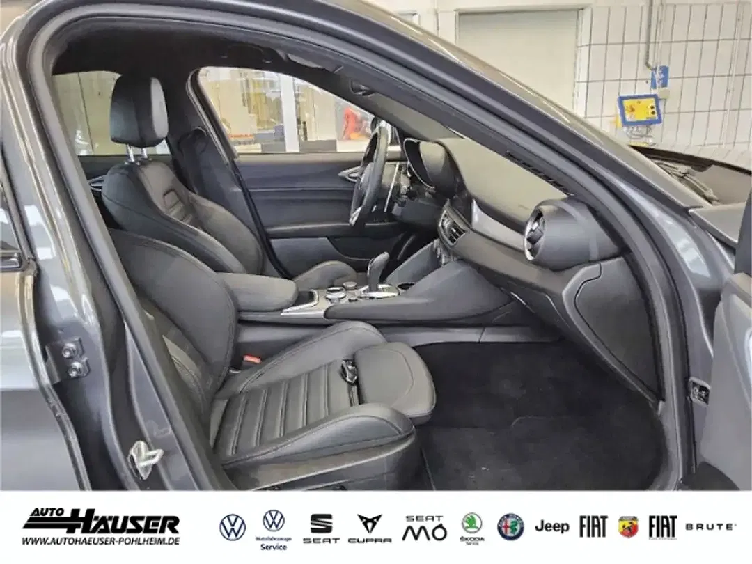 Alfa Romeo Giulia 2.0 Turbo Q4 Veloce - Thumbnail 4