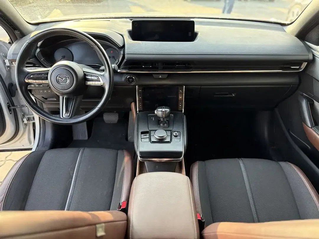 Mazda MX-30 e-SKYACTIV Premium - Thumbnail 11