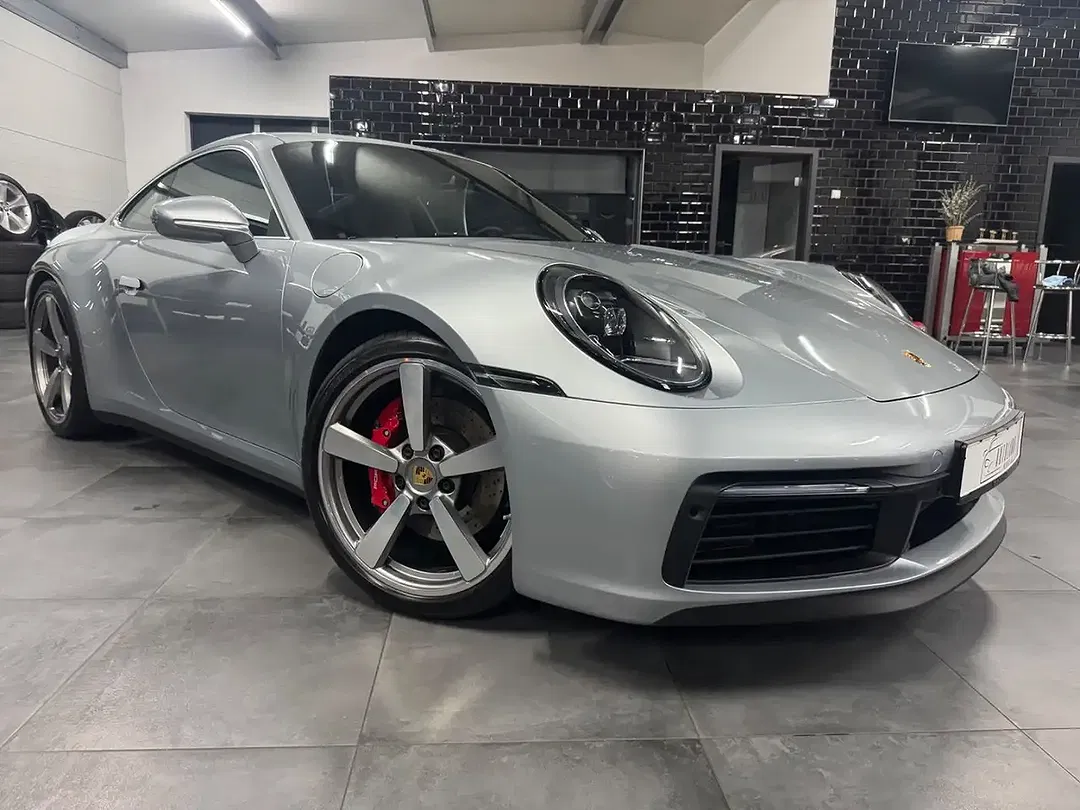 Porsche 992 Carrera S - Thumbnail 4