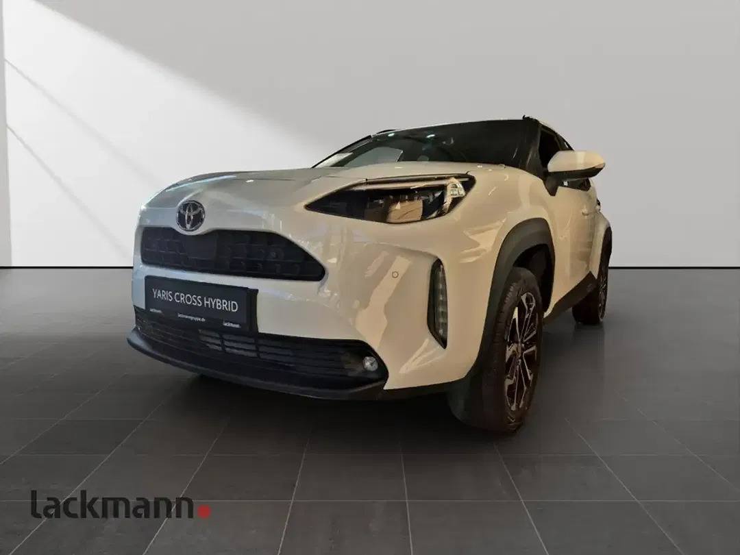 Toyota Yaris Cross 1.5 Hybrid Teamplayer - Thumbnail 1