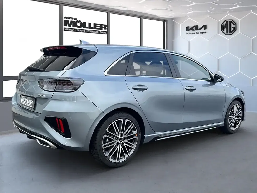 Kia Ceed / cee'd 1.5 DCT GT-Line - Thumbnail 3