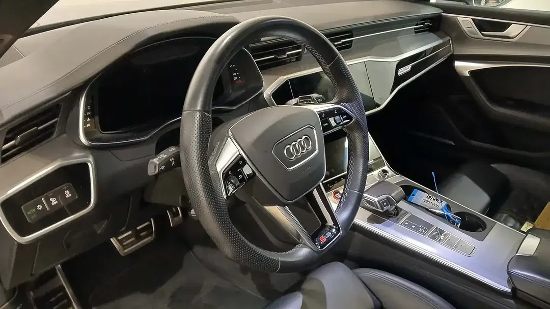 Audi RS6 4.0 TFSI quattro RS Avant - Thumbnail 9