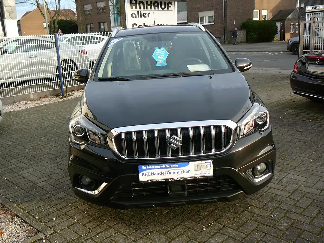 Suzuki SX4 S-Cross MHEV - foto 2
