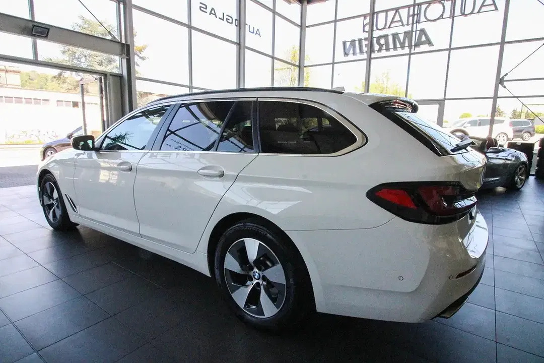 BMW 520 Touring Business - Thumbnail 5