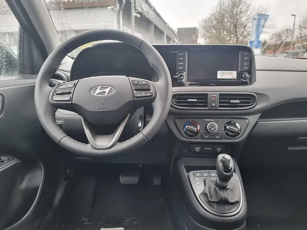 Hyundai i10 1.0 AUT - Thumbnail 9