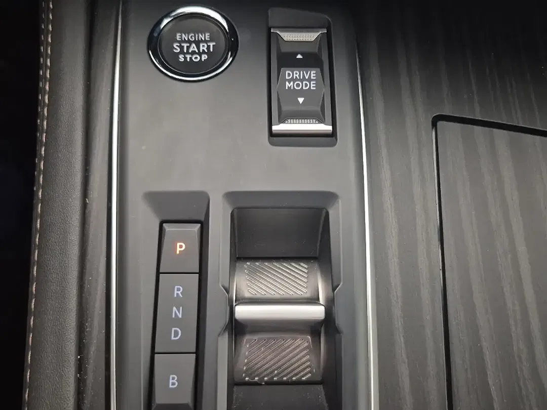 Peugeot 508 225 Hybrid PHEV GT SW - Thumbnail 17