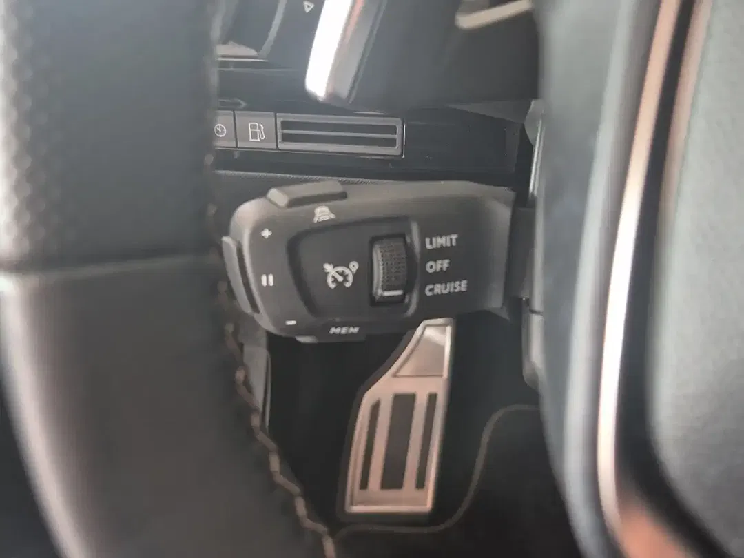 Peugeot 508 225 Hybrid PHEV GT SW - Thumbnail 19