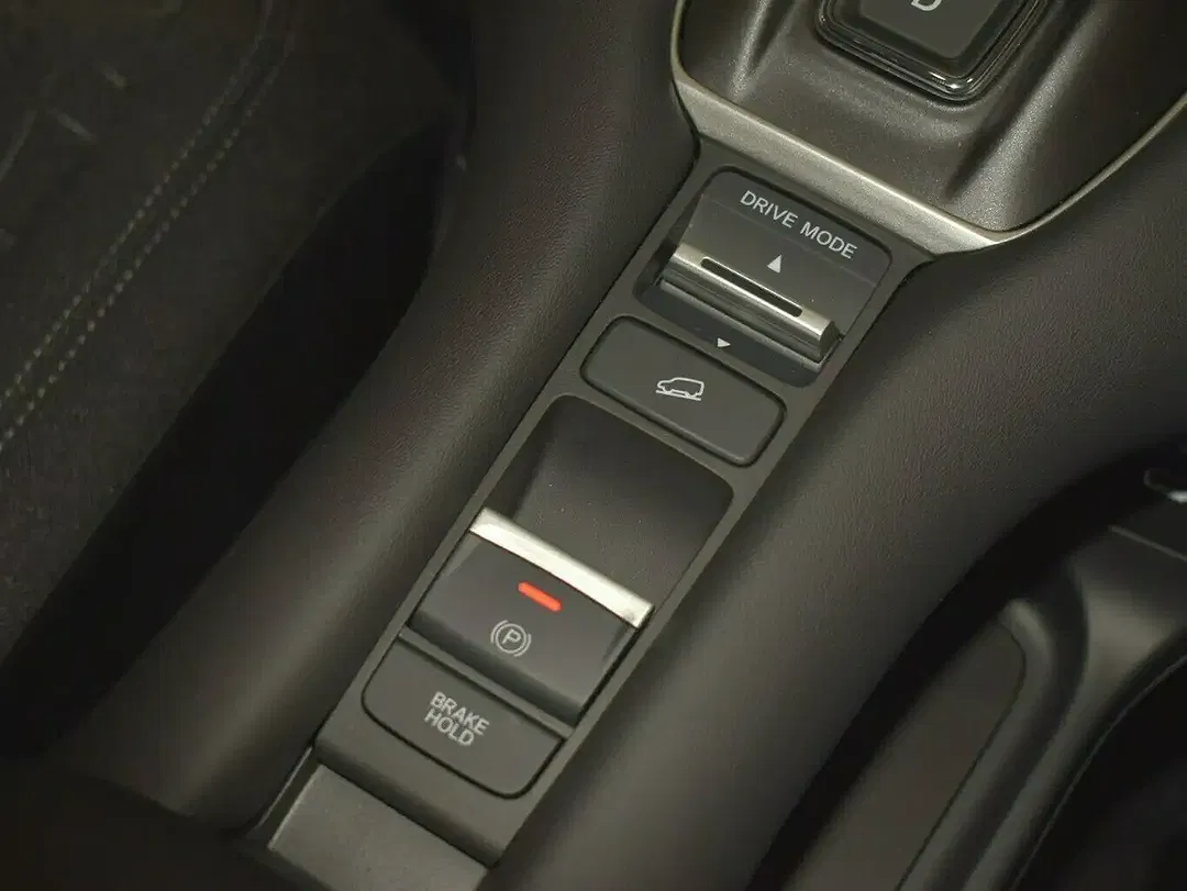 Honda ZR-V e:HEV Elegance - Thumbnail 8