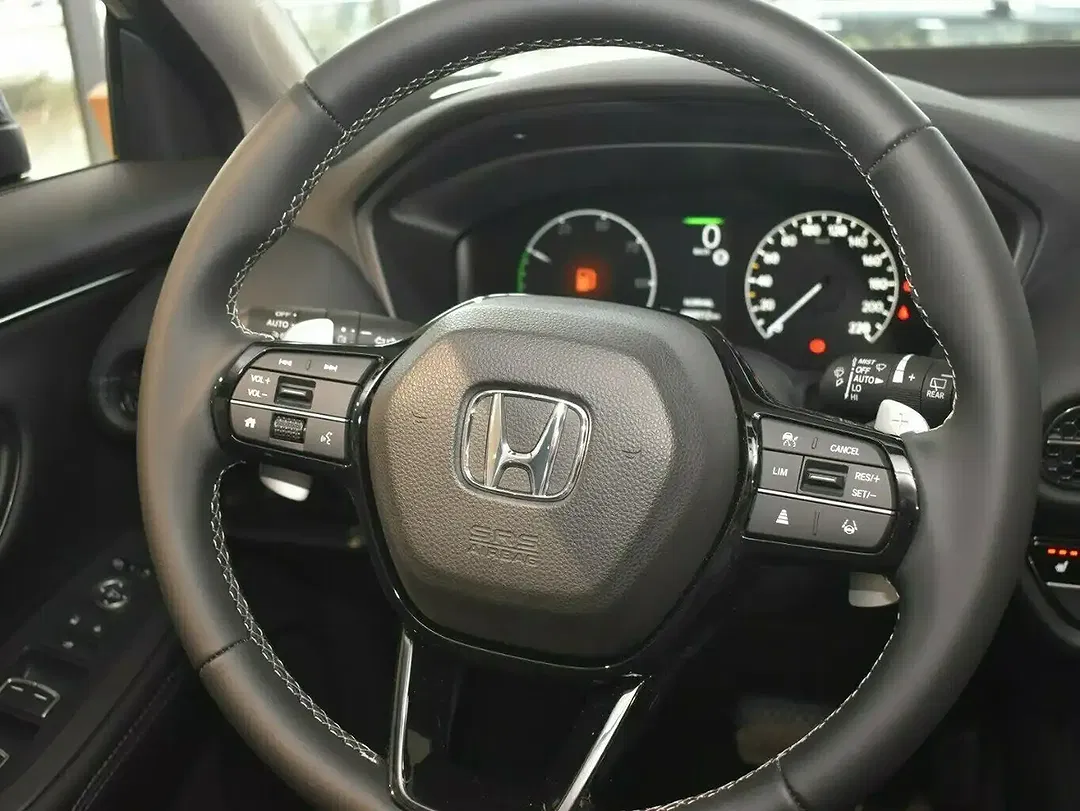 Honda ZR-V e:HEV Elegance - Thumbnail 9