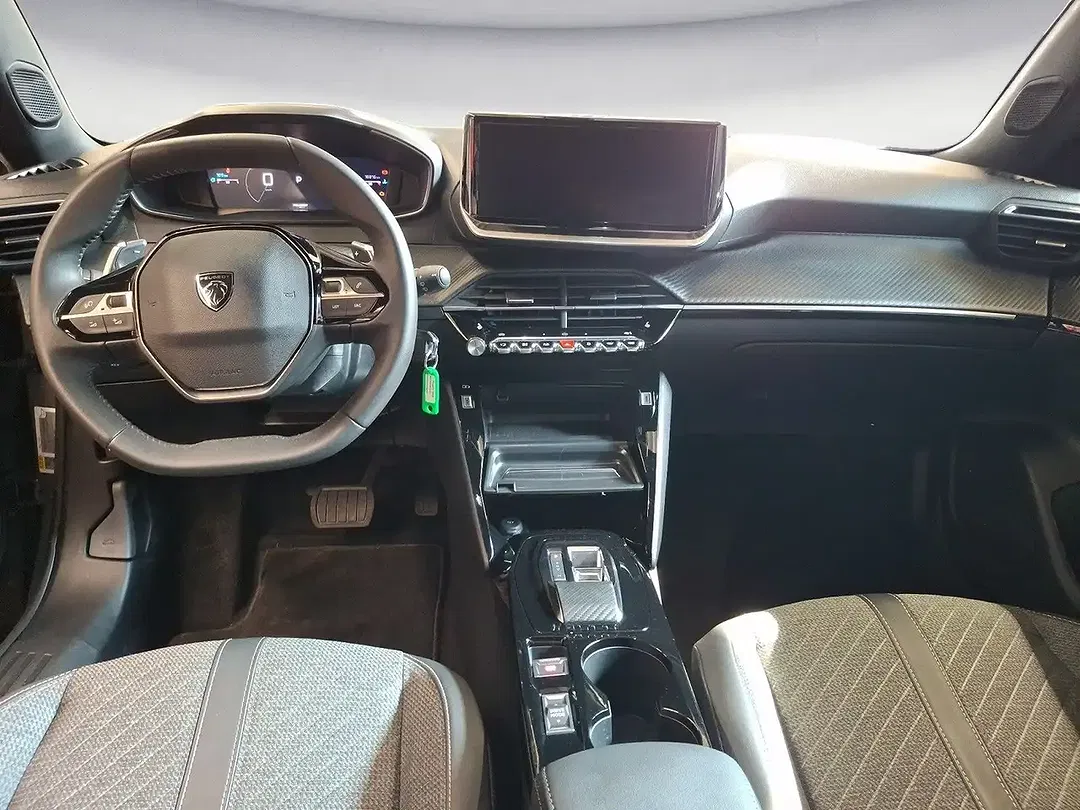 Peugeot 2008 130 PureTech EAT8 Allure - Thumbnail 8