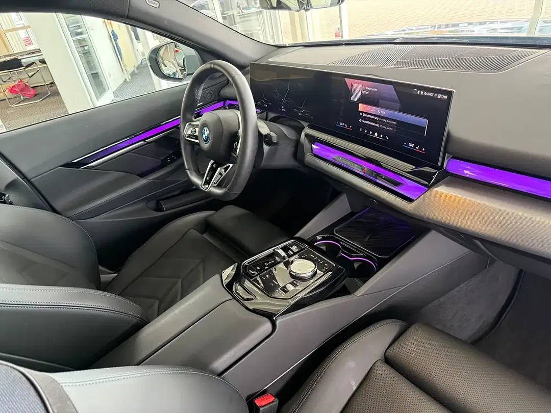 BMW 530 AUT M - Thumbnail 7