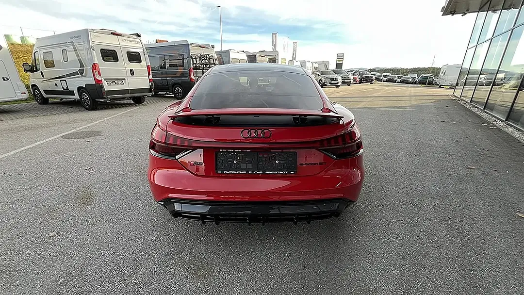 Audi e-tron GT quattro RS - Thumbnail 4