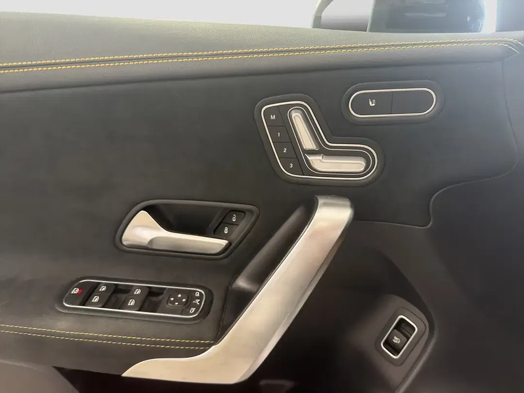 Mercedes-Benz CLA 45 AMG 4MATIC+ - Thumbnail 10