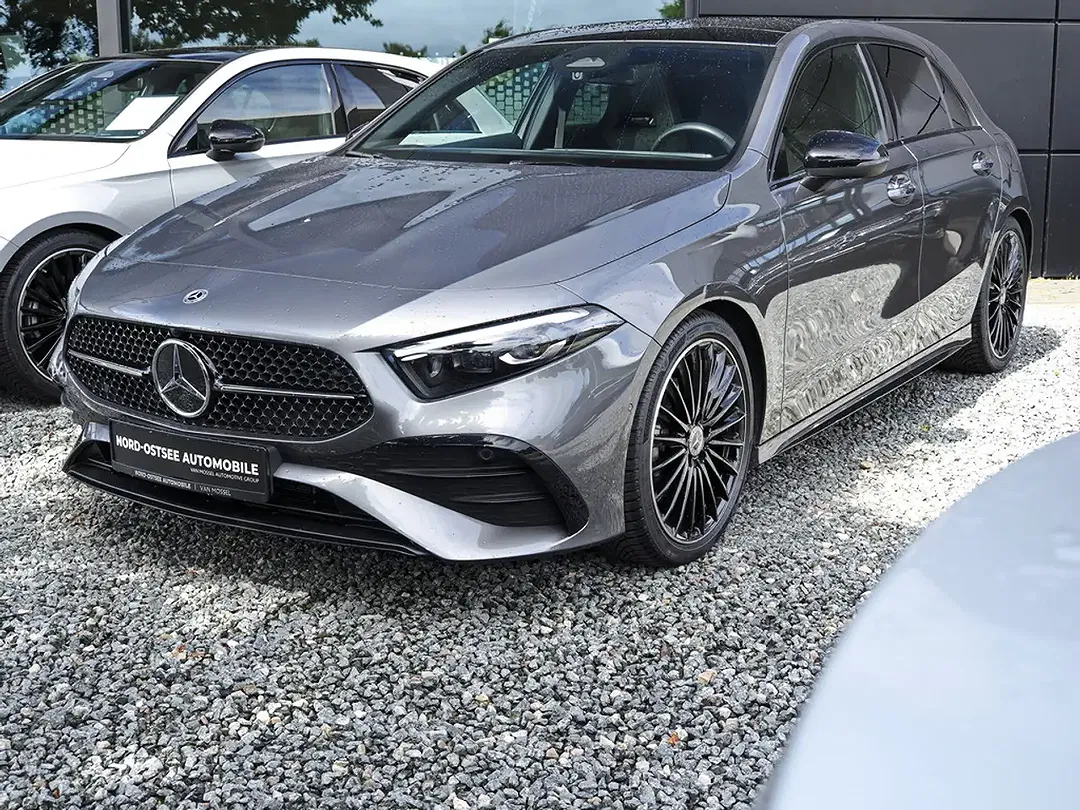 Mercedes-Benz A 200 AMG Night - Thumbnail 8