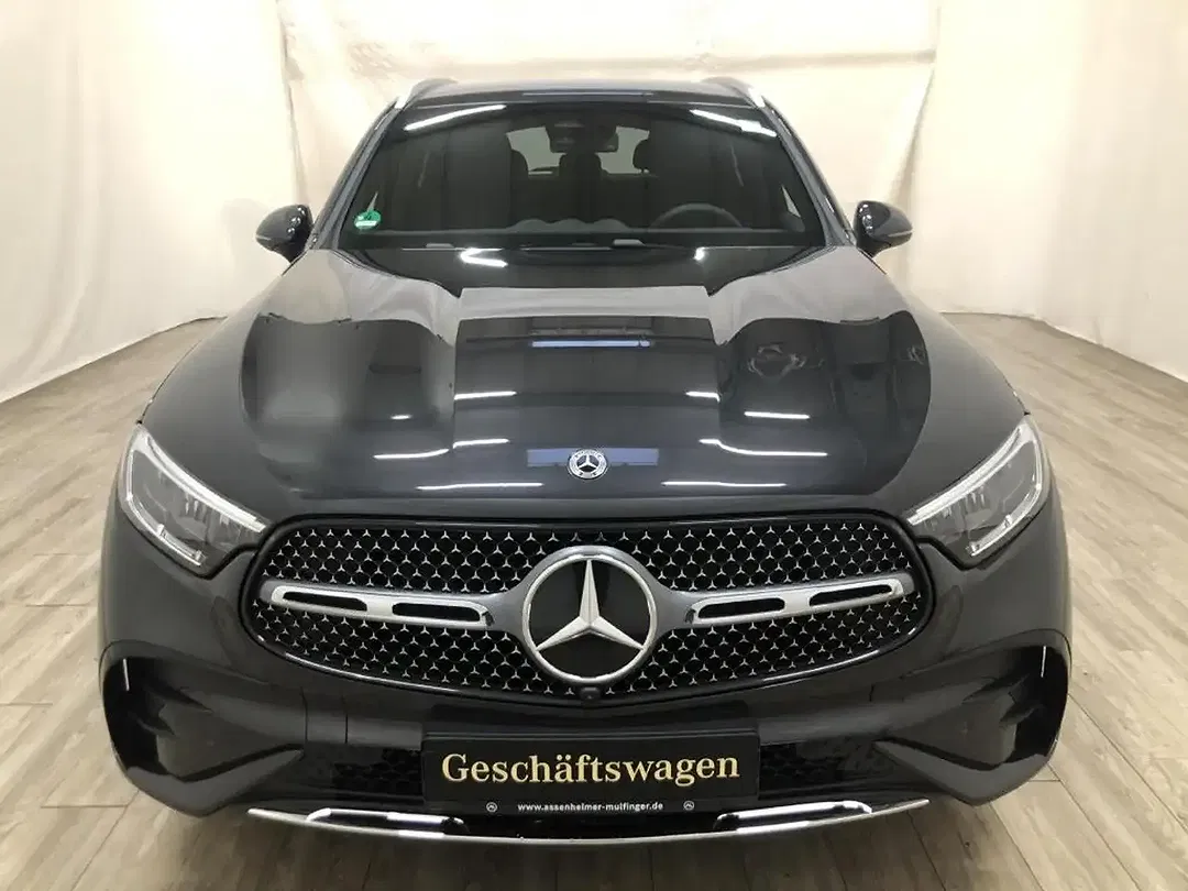 Mercedes-Benz GLC 200 4MATIC AMG MBUX - Thumbnail 2