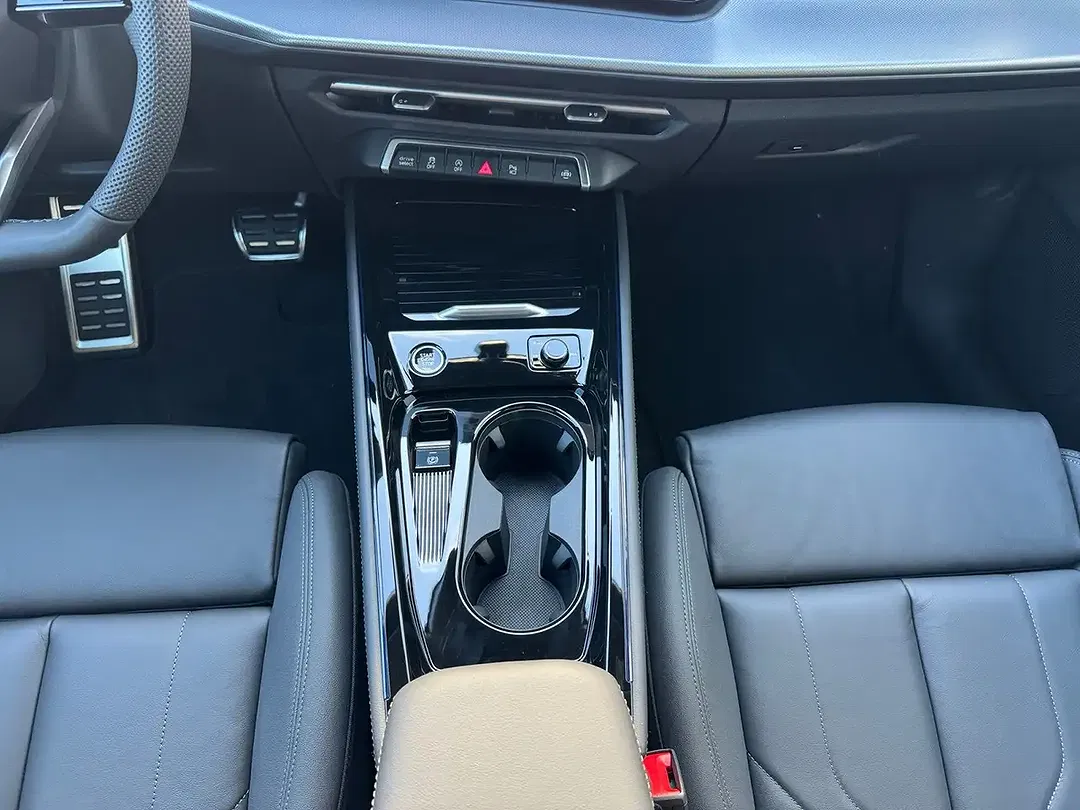 Audi Q3 TFSI S tronic S line - Thumbnail 14