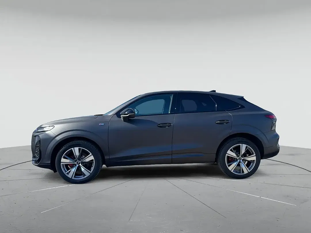 Audi Q3 TFSI S tronic S line - Thumbnail 3