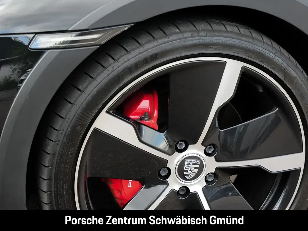 Porsche Taycan Cross Turismo - Thumbnail 12