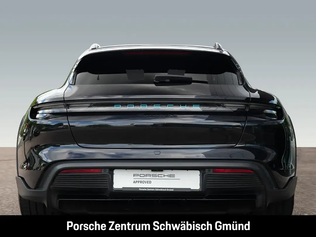 Porsche Taycan Cross Turismo - Thumbnail 13