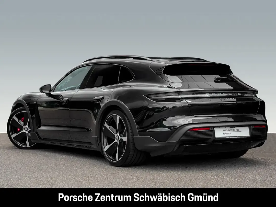 Porsche Taycan Cross Turismo - Thumbnail 3