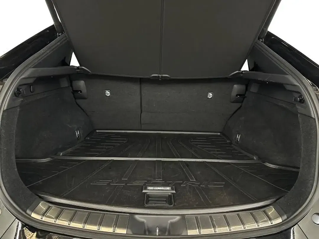 Lexus RZ 4x4 - Thumbnail 9