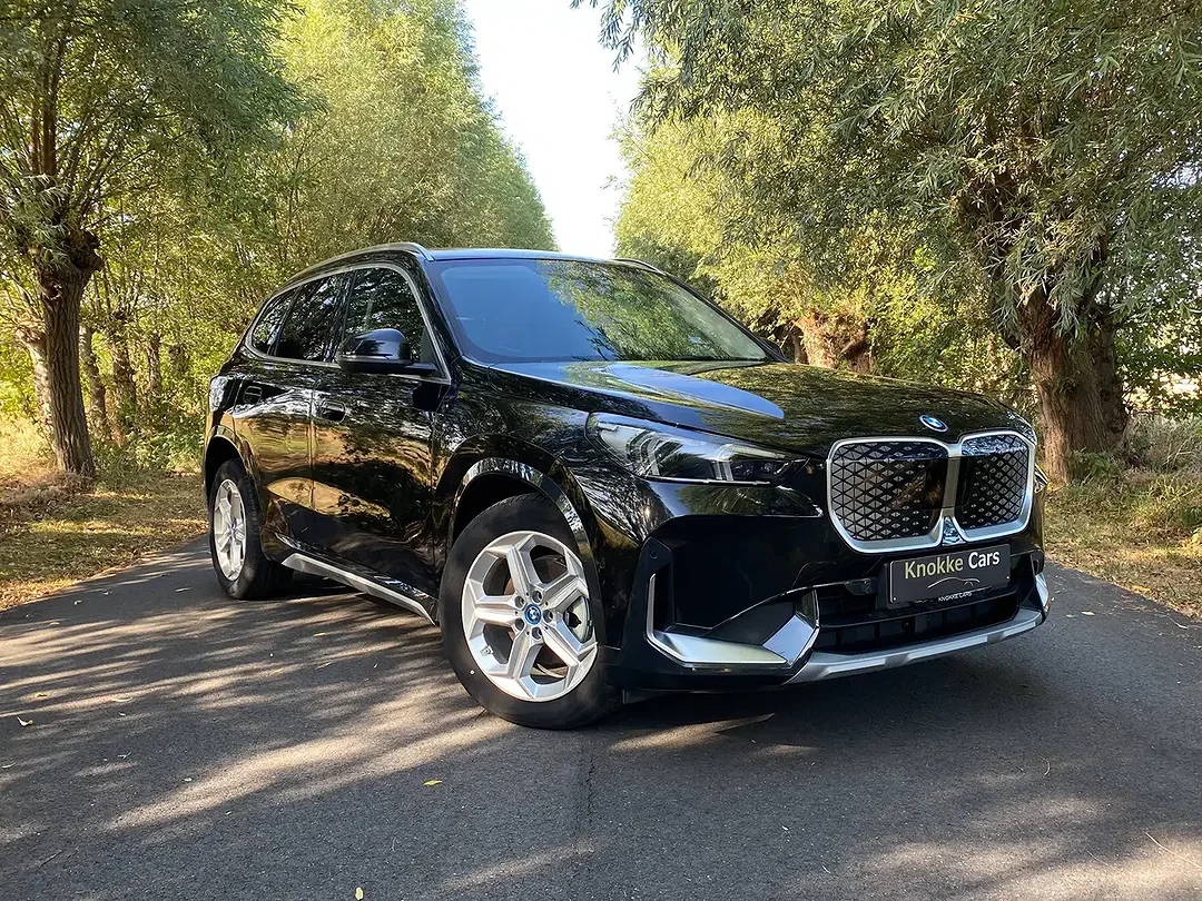 BMW iX1 - Afbeelding 1