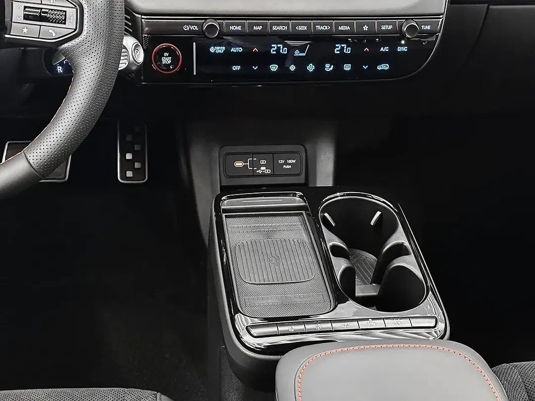 Hyundai IONIQ 5 N Line - Thumbnail 9