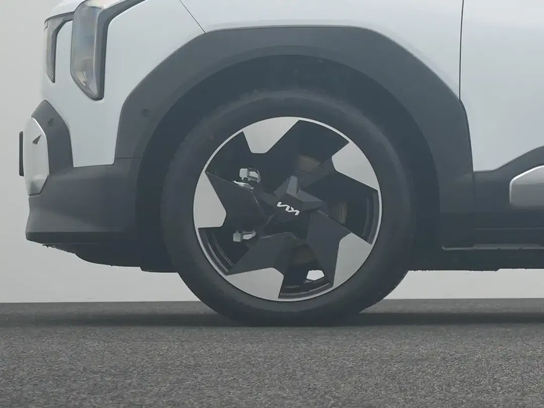Kia EV2 Earth - Thumbnail 6