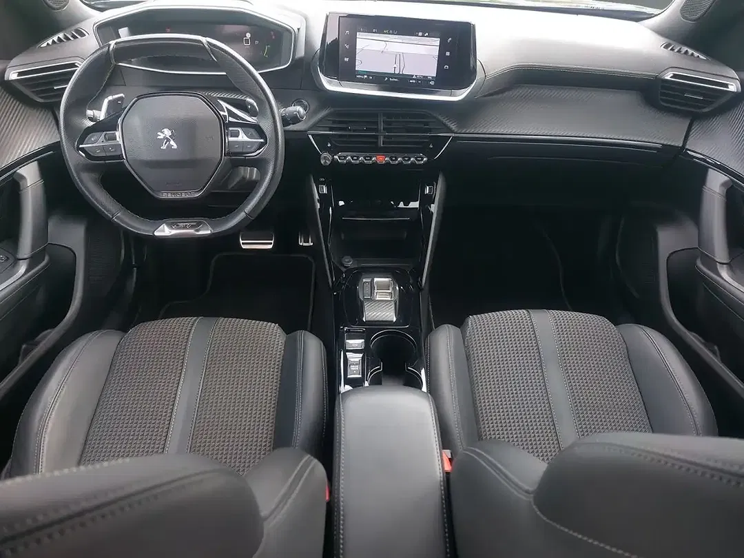 Peugeot 2008 130 PureTech AUT Allure - Thumbnail 10