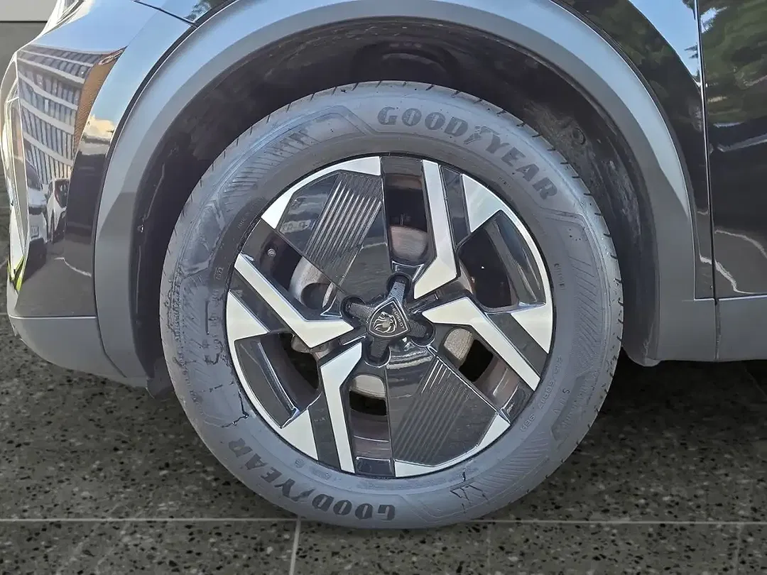 Peugeot 2008 130 PureTech AUT Allure - Thumbnail 12
