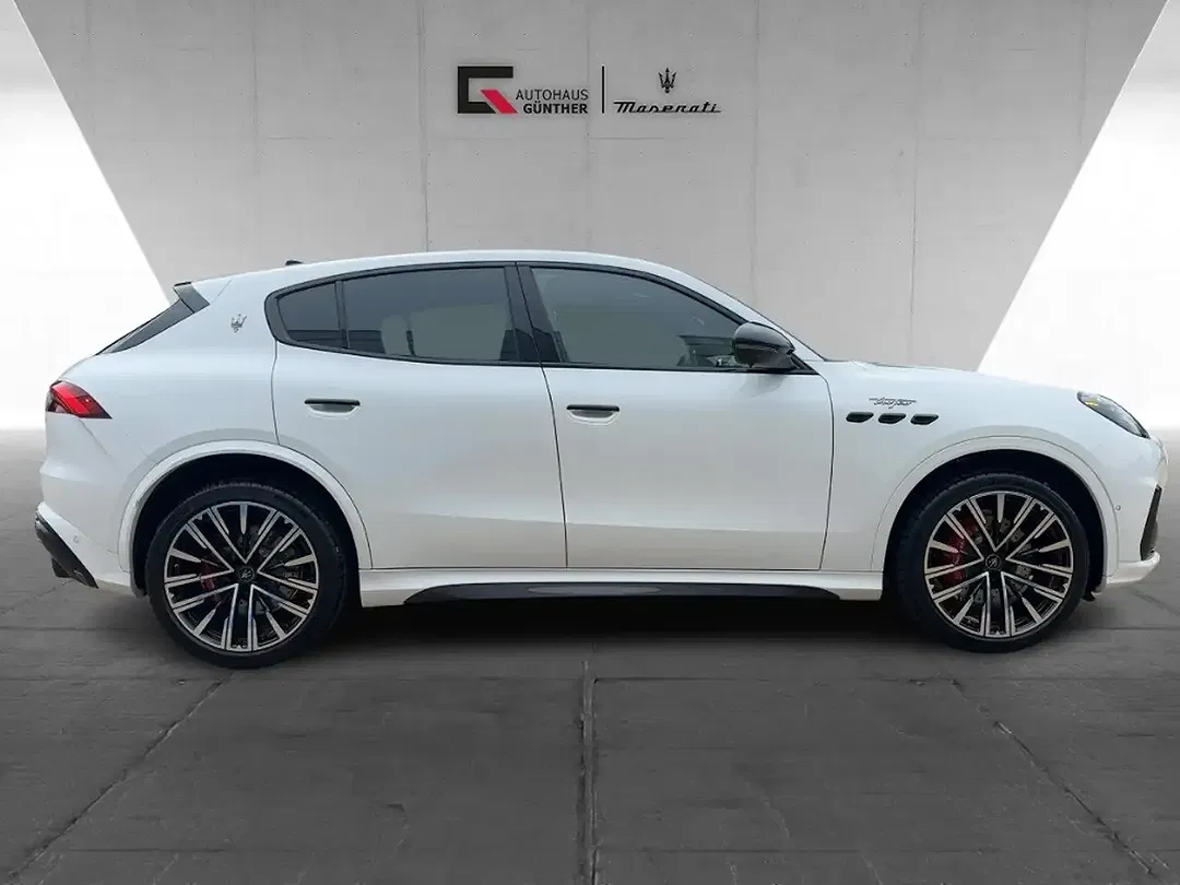 Maserati Grecale Trofeo - Thumbnail 4