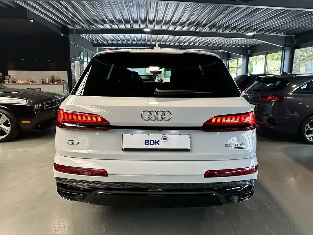 Audi Q7 55 TFSI quattro S line - Thumbnail 5