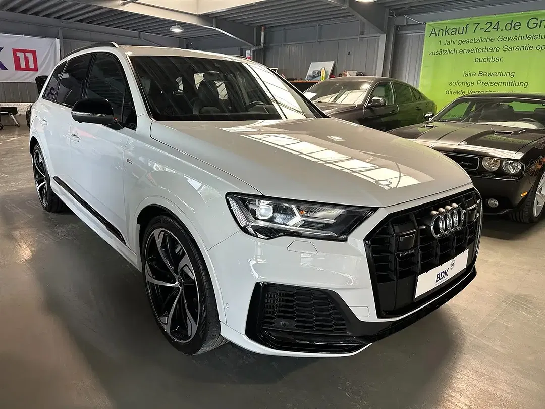 Audi Q7 55 TFSI quattro S line - Thumbnail 8