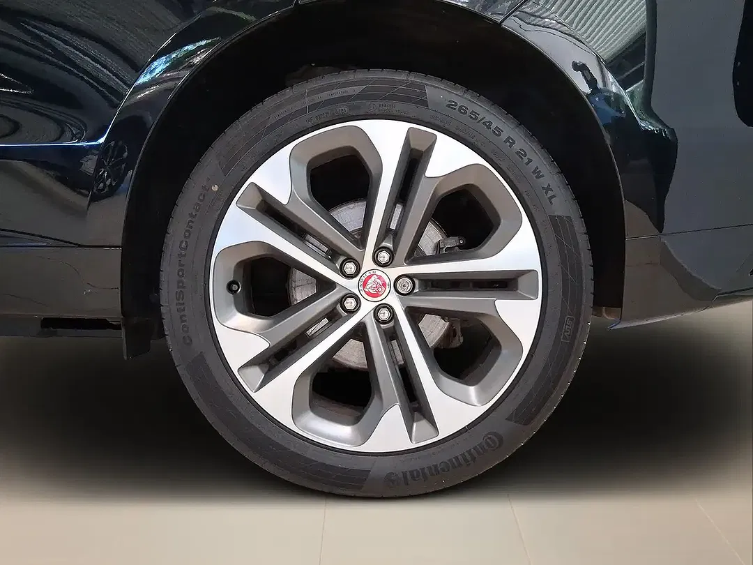 Jaguar F-Pace D300 4x4 R-Dynamic HSE Black - Thumbnail 12