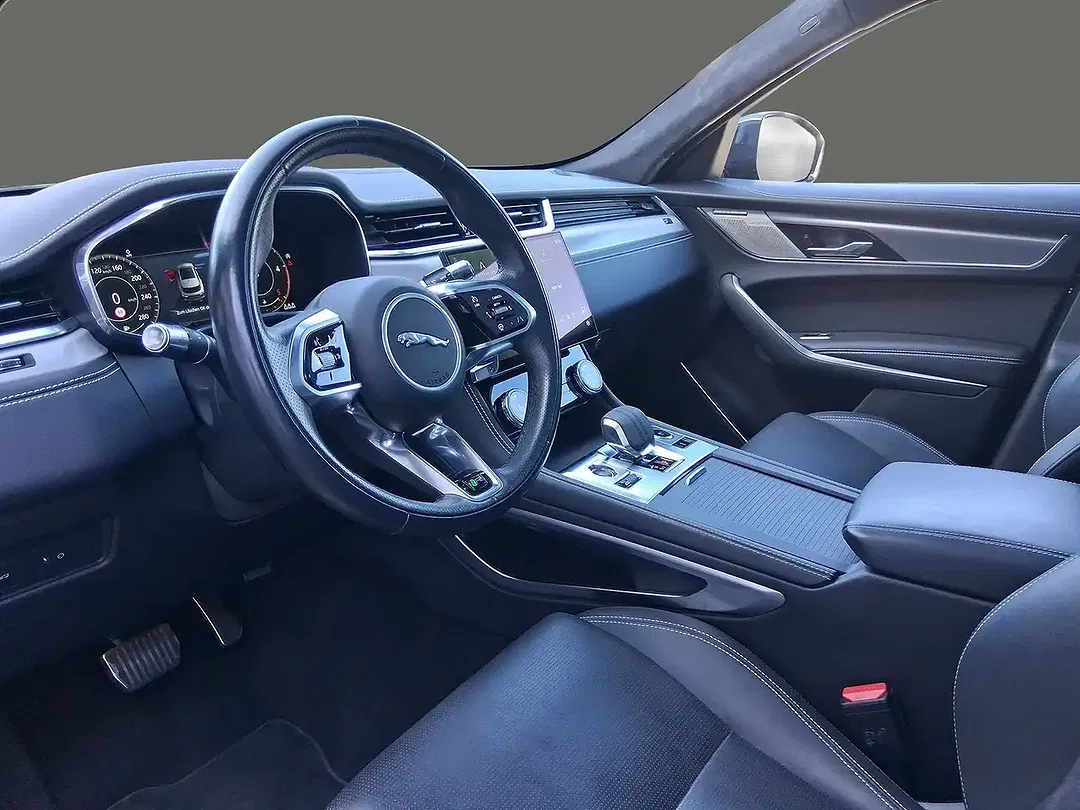 Jaguar F-Pace D300 4x4 R-Dynamic HSE Black - Thumbnail 14