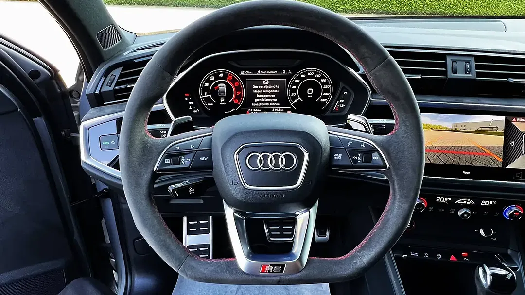 Audi RS Q3 2.5 TFSI S tronic quattro Matrix LED Sportback - Thumbnail 21