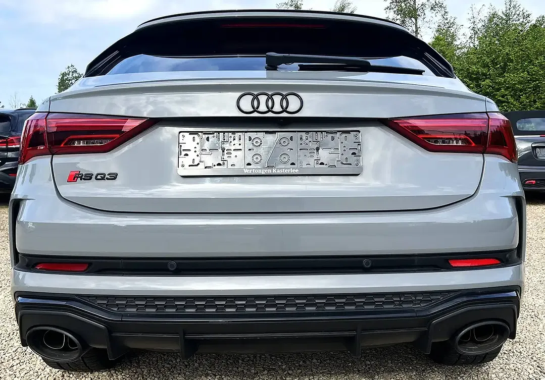 Audi RS Q3 2.5 TFSI S tronic quattro Matrix LED Sportback - Thumbnail 4